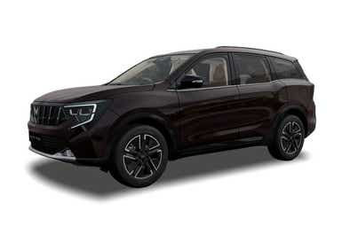 XUV 7XO Car Image