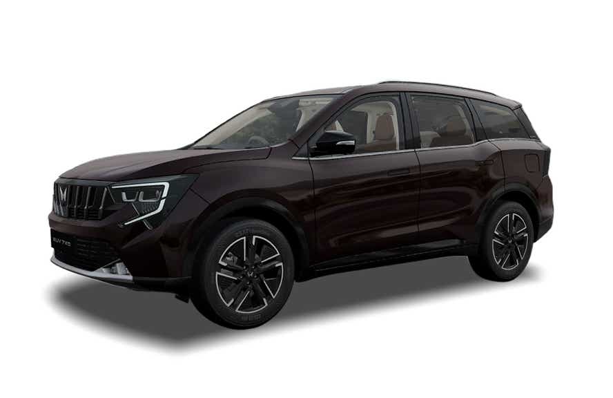 XUV 7XO Car Image