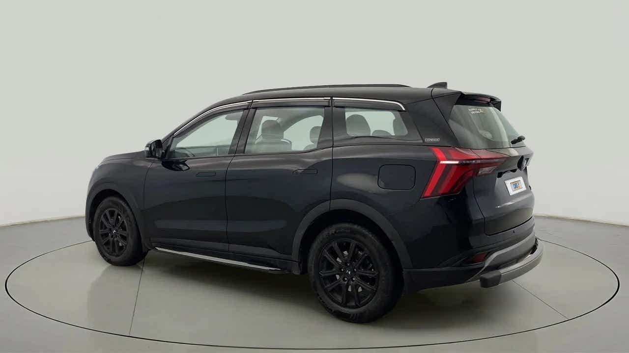 Rear three-quarter of a Mahindra XUV700