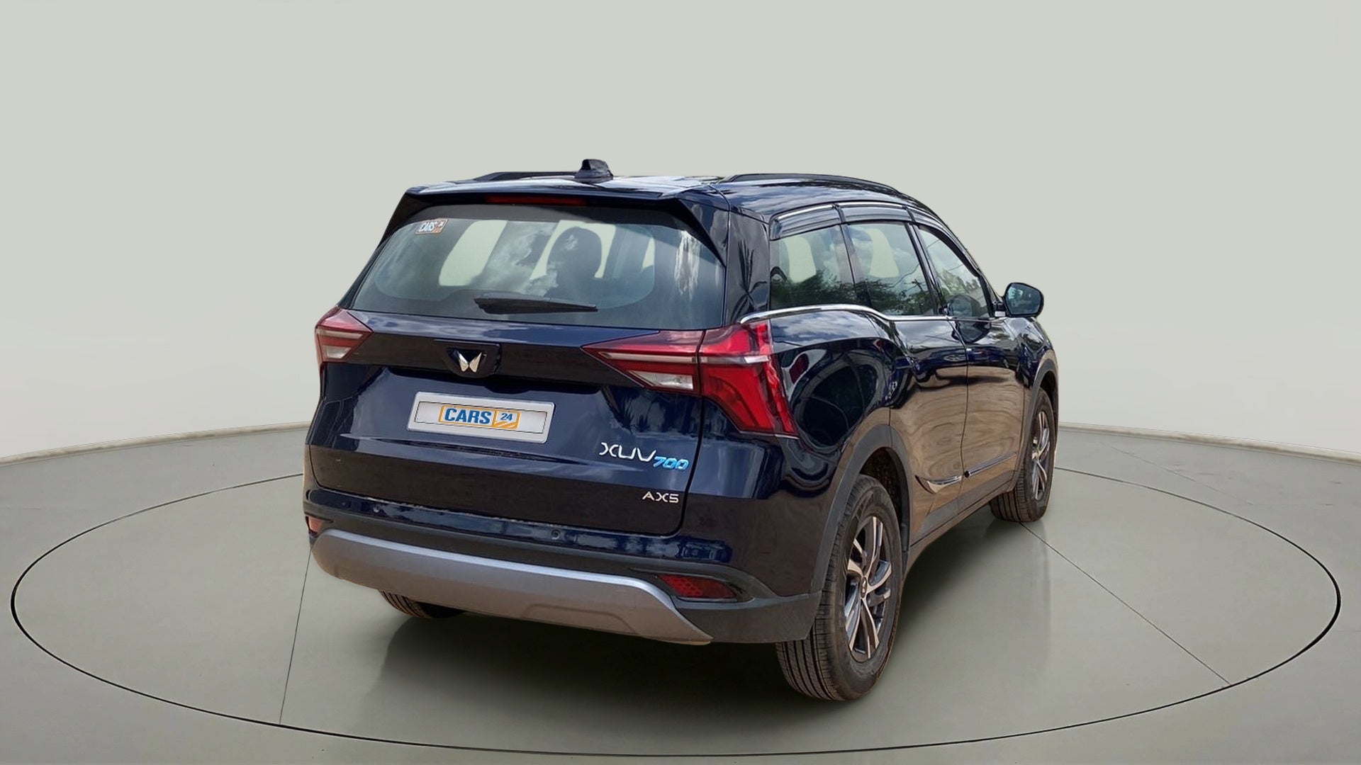 Rear three-quarter view of a Mahindra XUV700 AX5