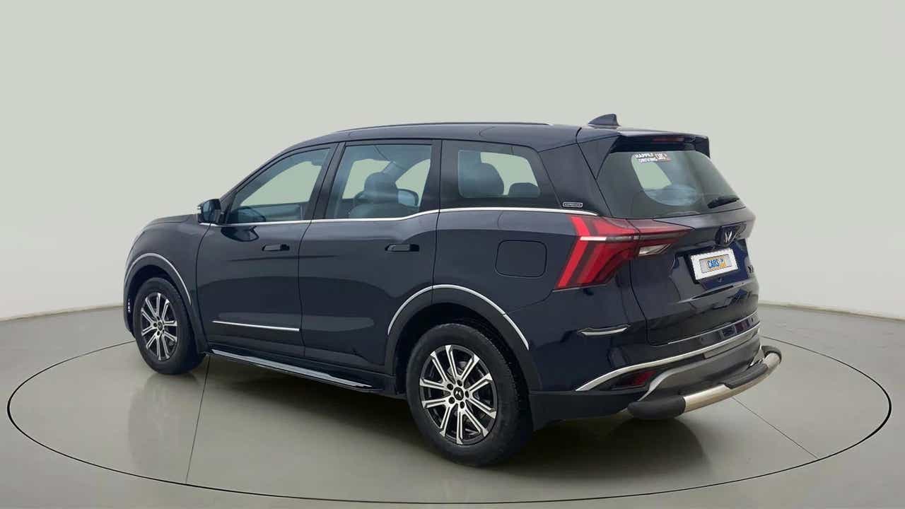 Rear three-quarter view of a Mahindra XUV700