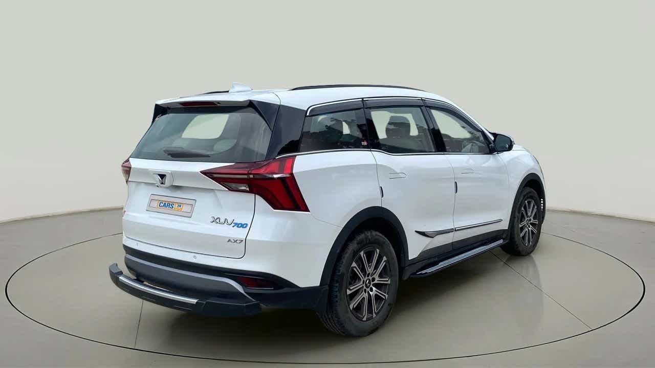 Rear three-quarter view of a Mahindra XUV700 AX7