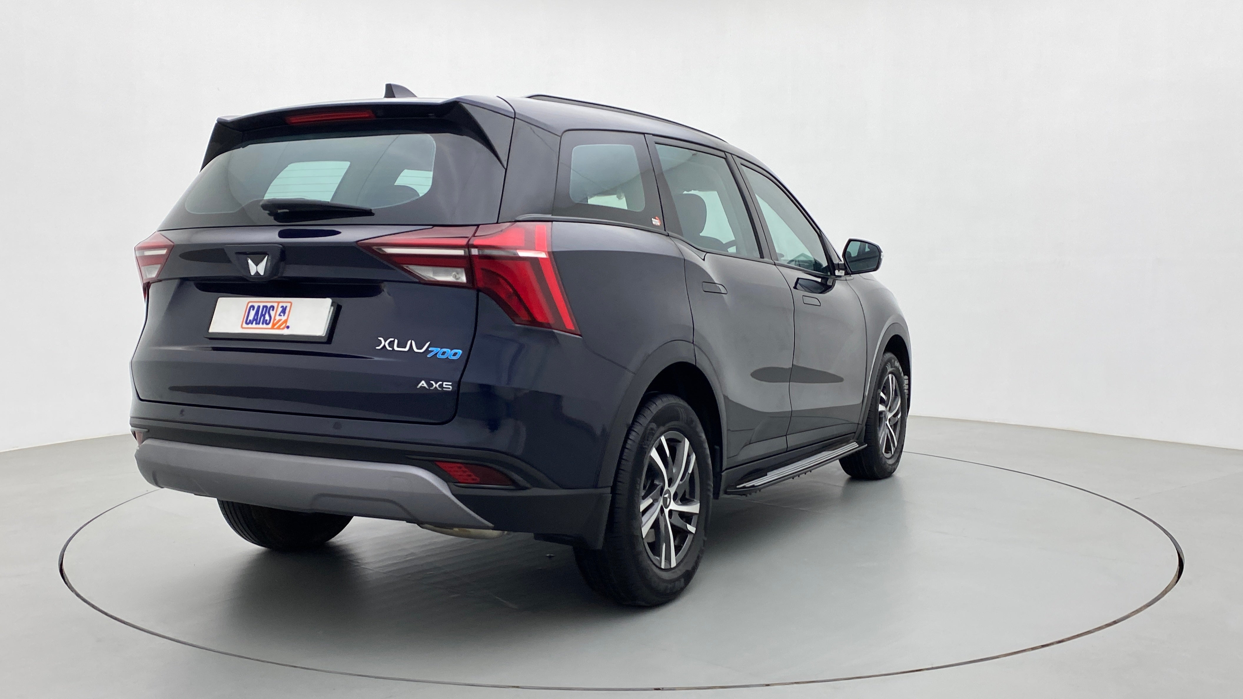 Rear three-quarter view of a Mahindra XUV700 AX5