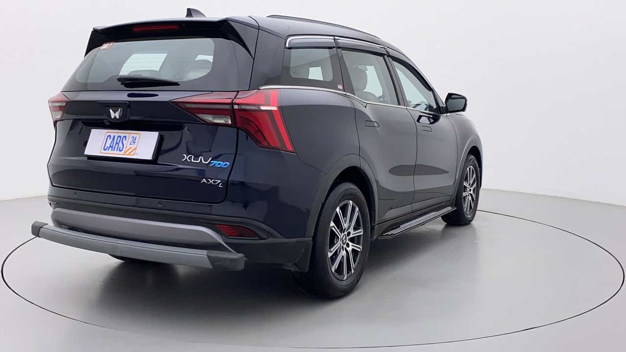 Rear three-quarter of a Mahindra XUV700 AX7L