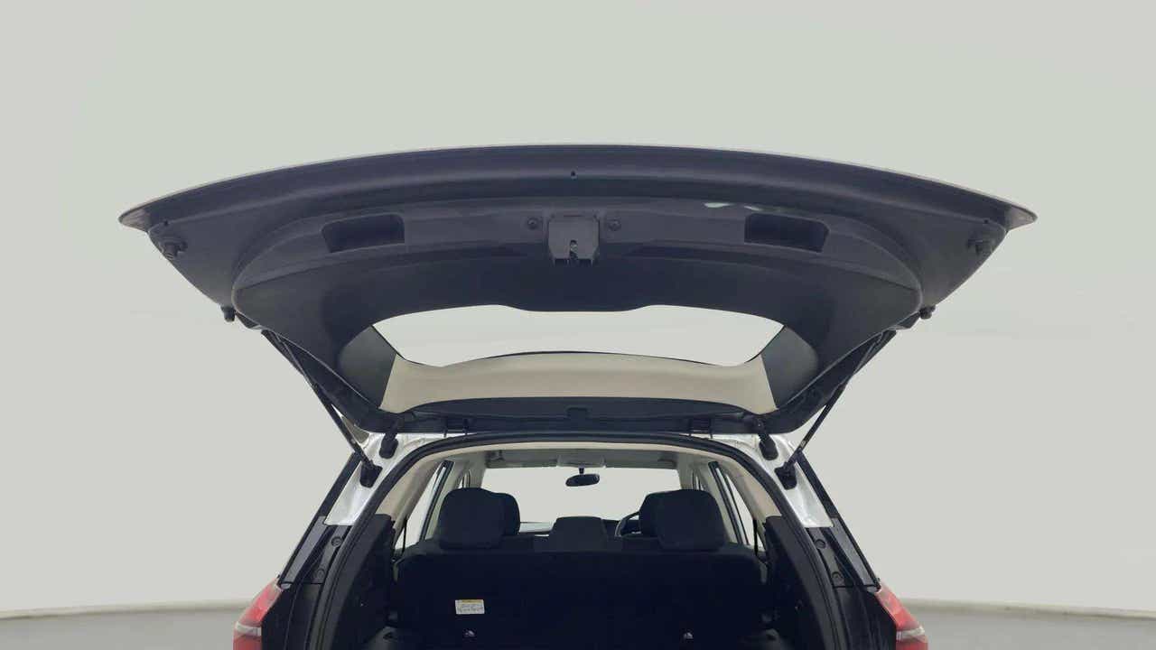 Boot open view of a Mahindra XUV700