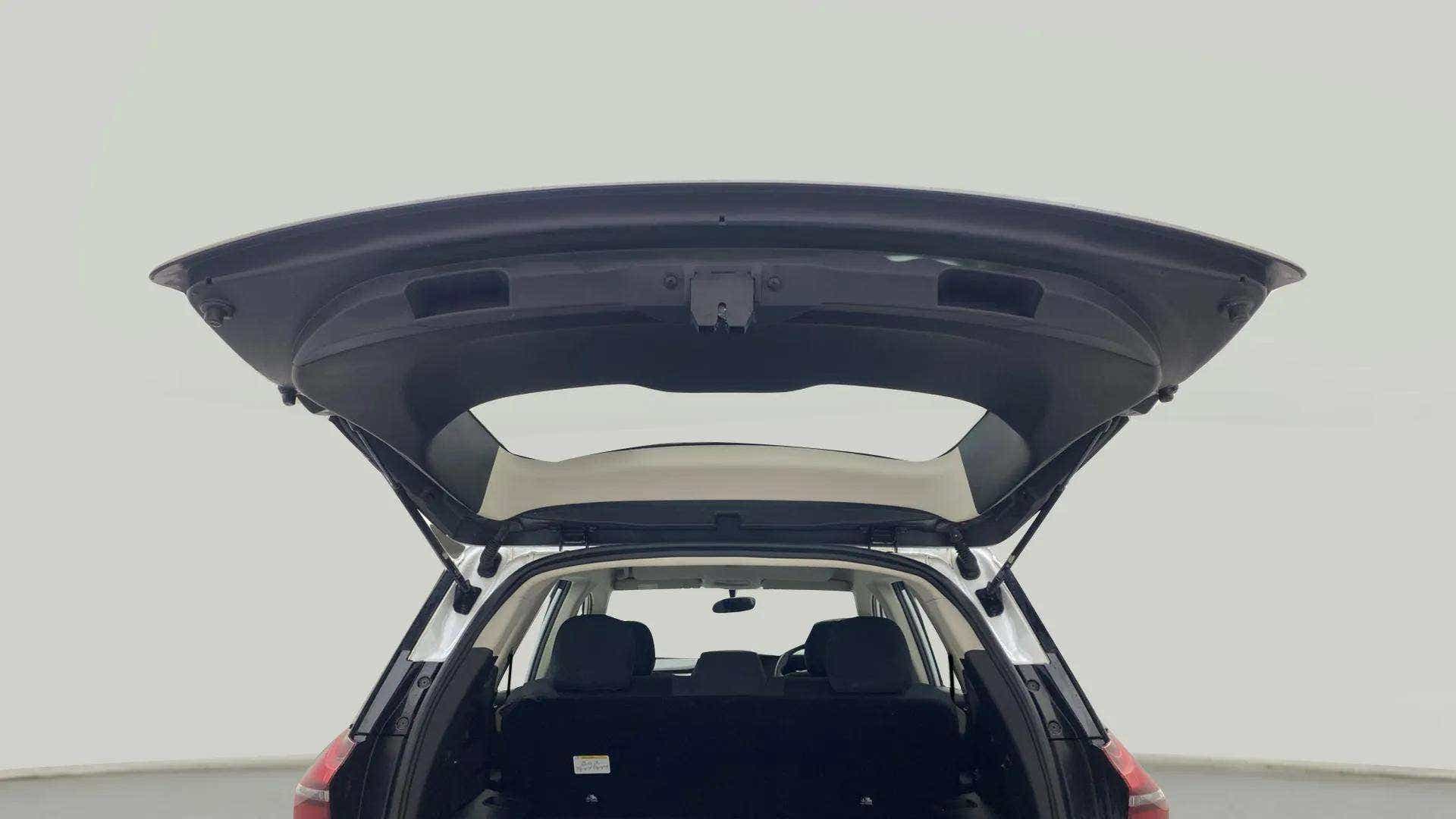 Boot open view of a Mahindra XUV700