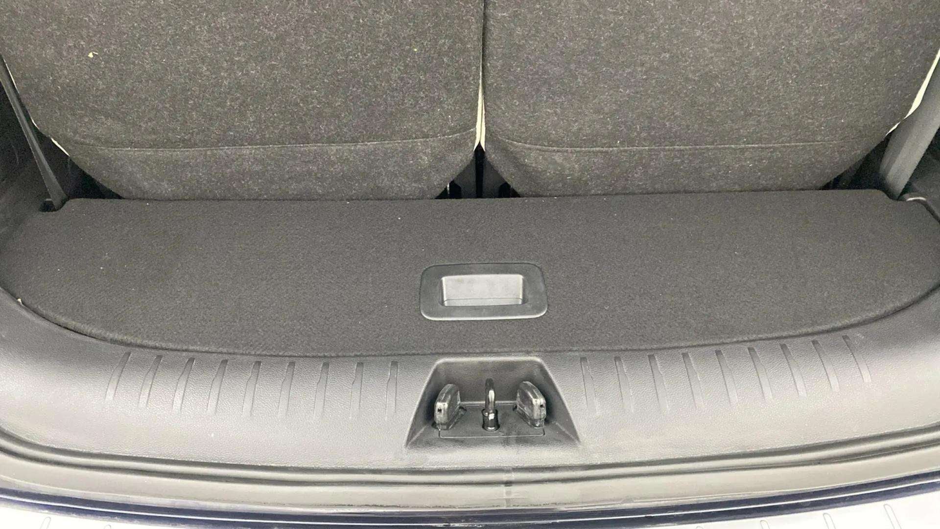 Boot space area of a Mahindra XUV700