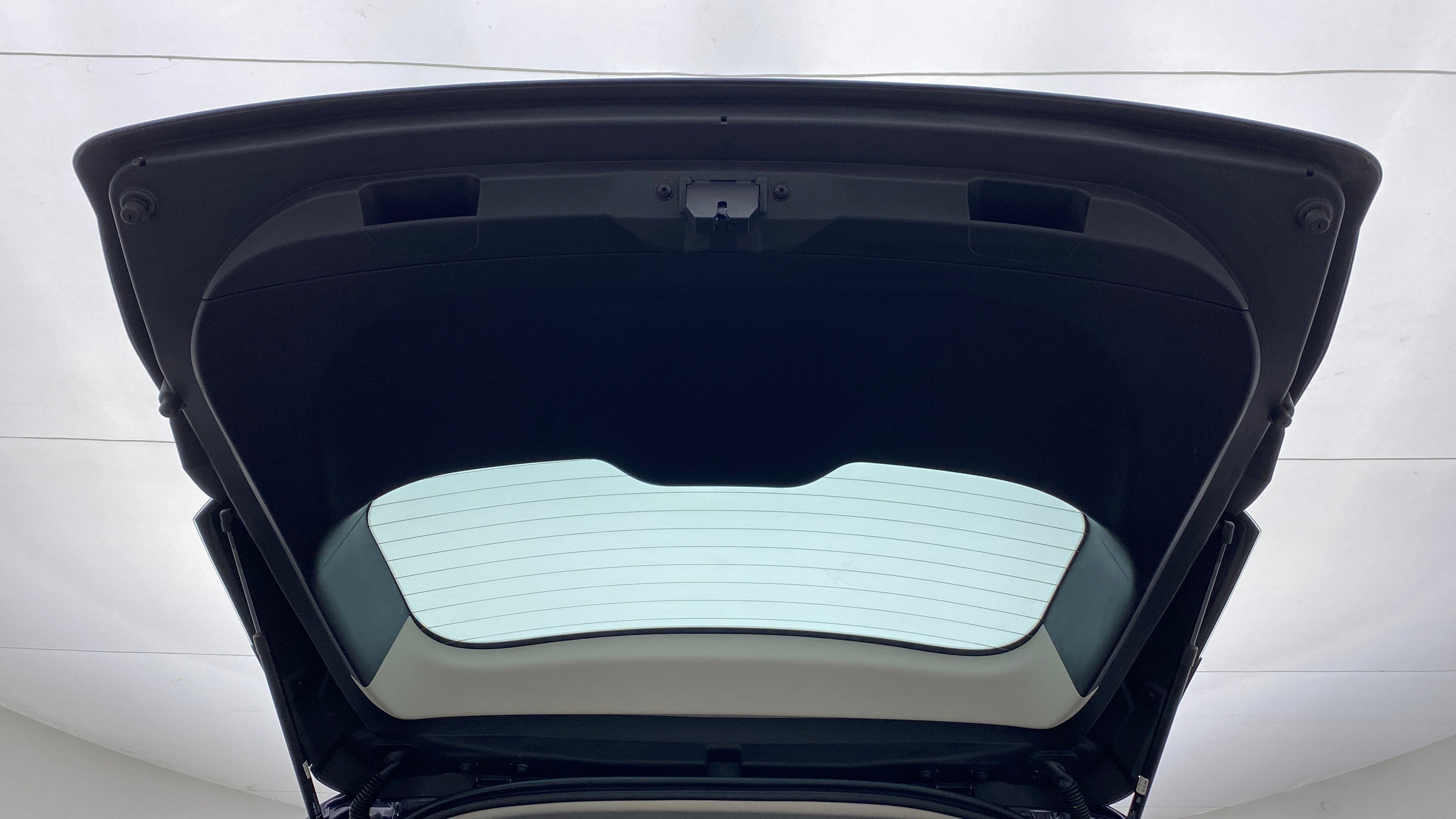 Boot lid interior of a Mahindra XUV700