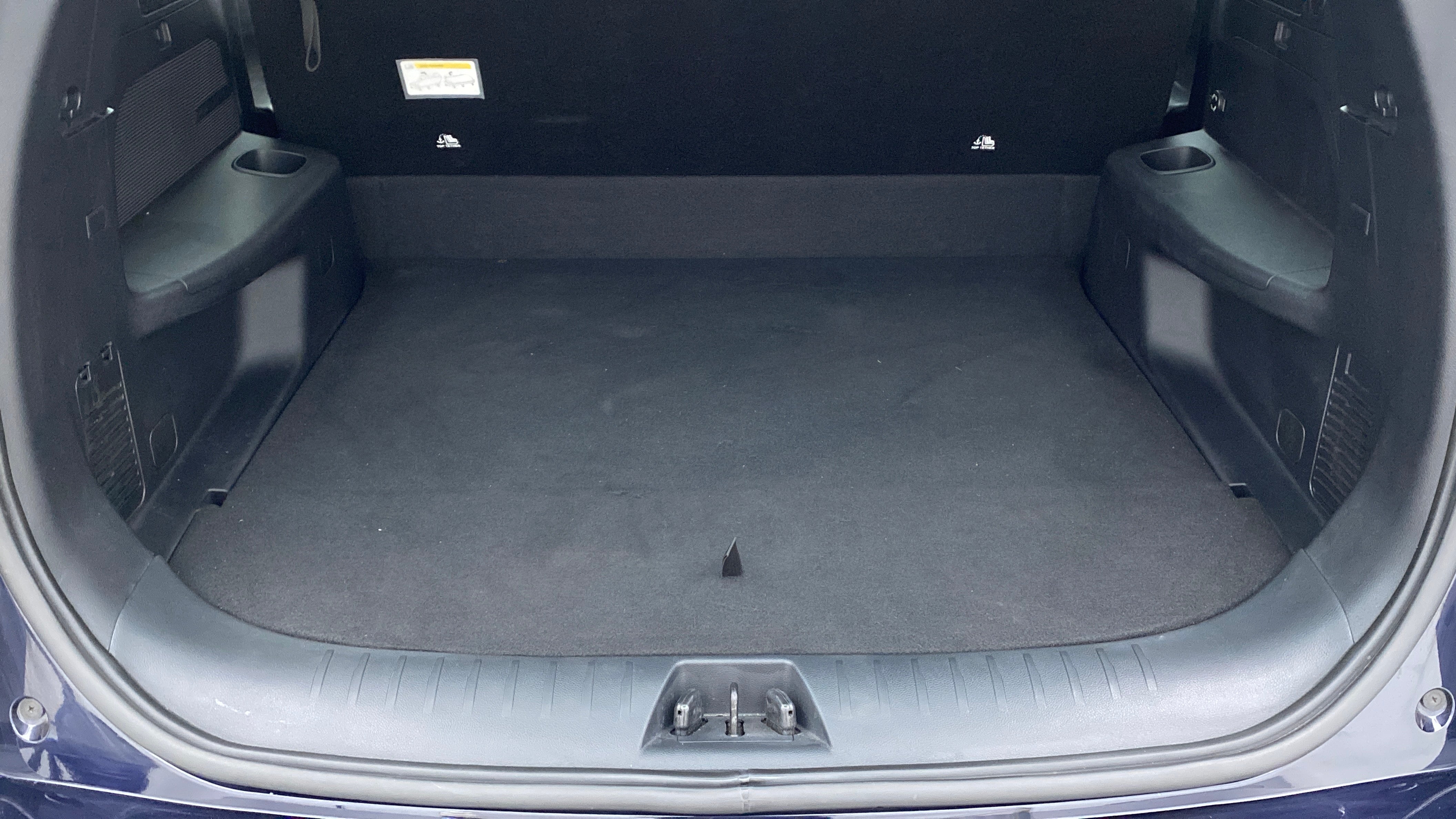 Boot space of a Mahindra XUV700