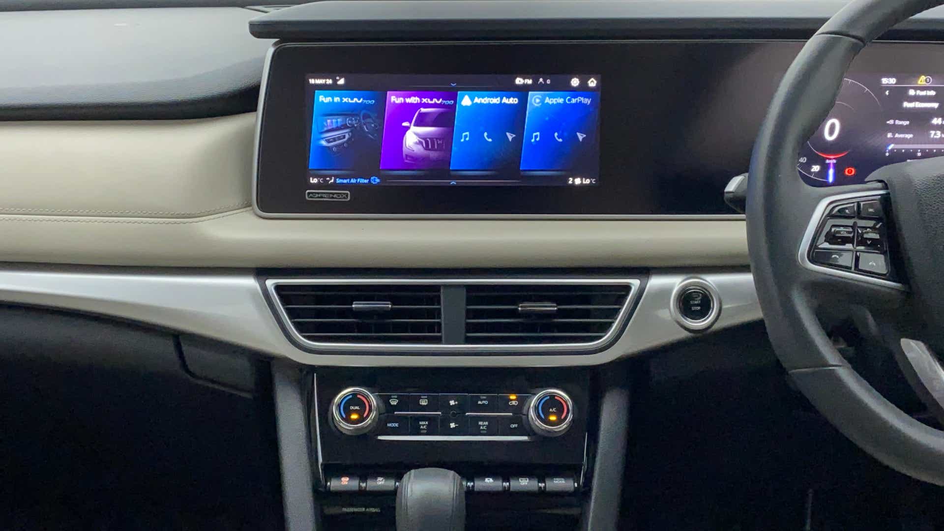 Dashboard and infotainment system of a Mahindra XUV700