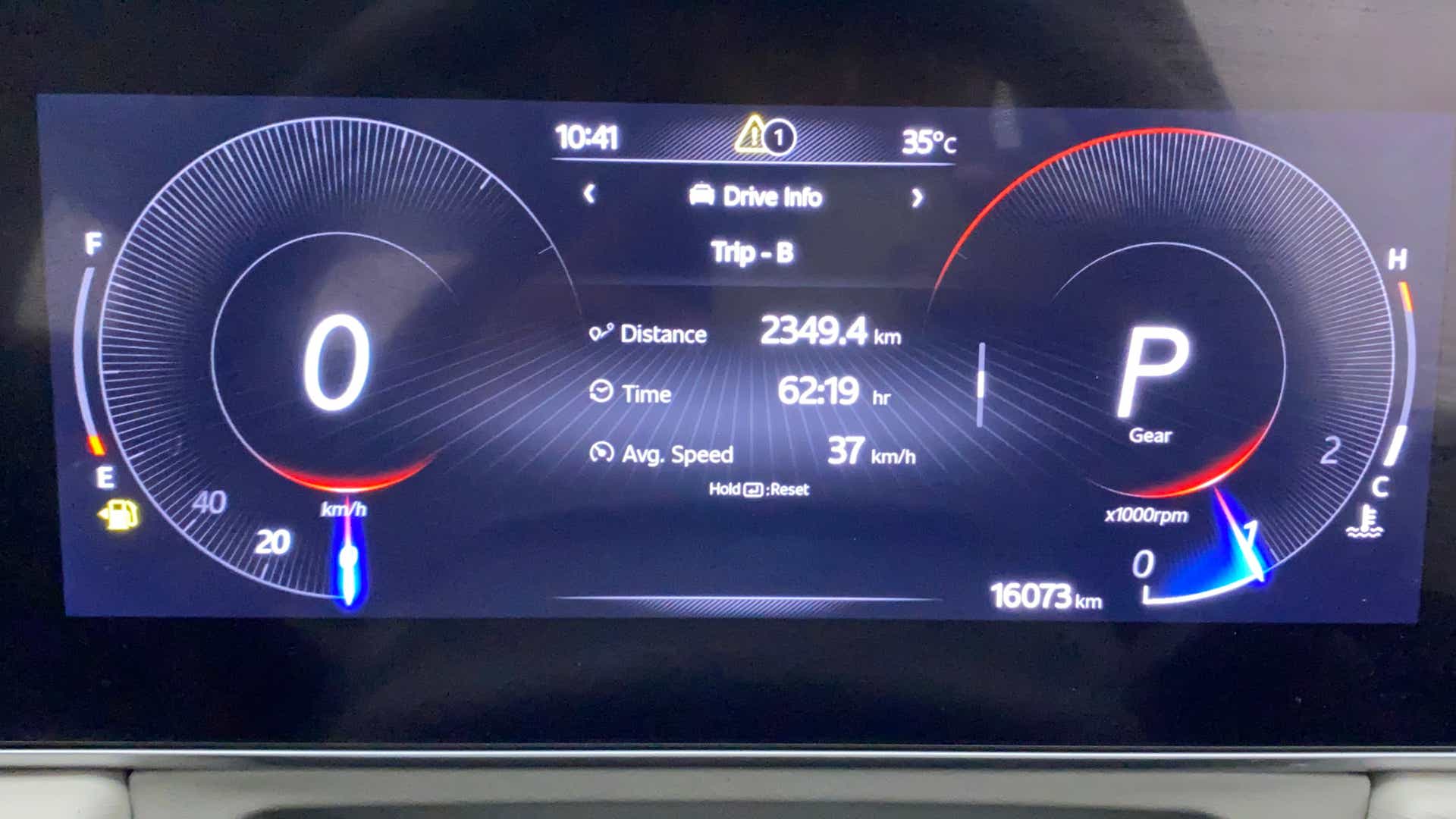 Digital instrument cluster of a Mahindra XUV700