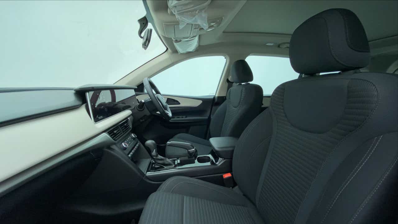 Interior front seats and dashboard of a Mahindra XUV700