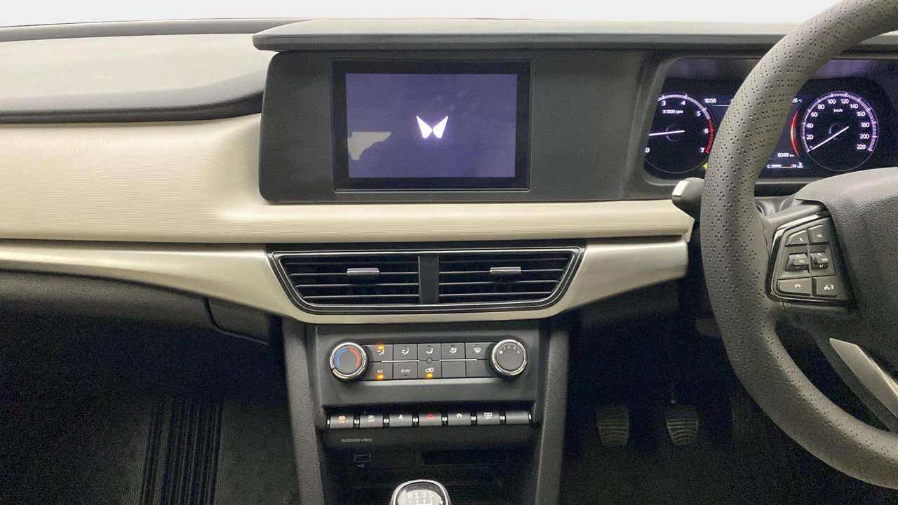 Dashboard and infotainment system of a Mahindra XUV700