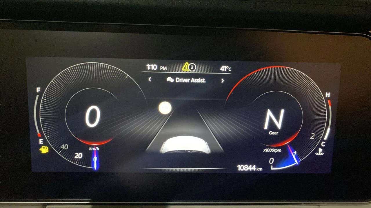 Instrument cluster display of a Mahindra XUV700