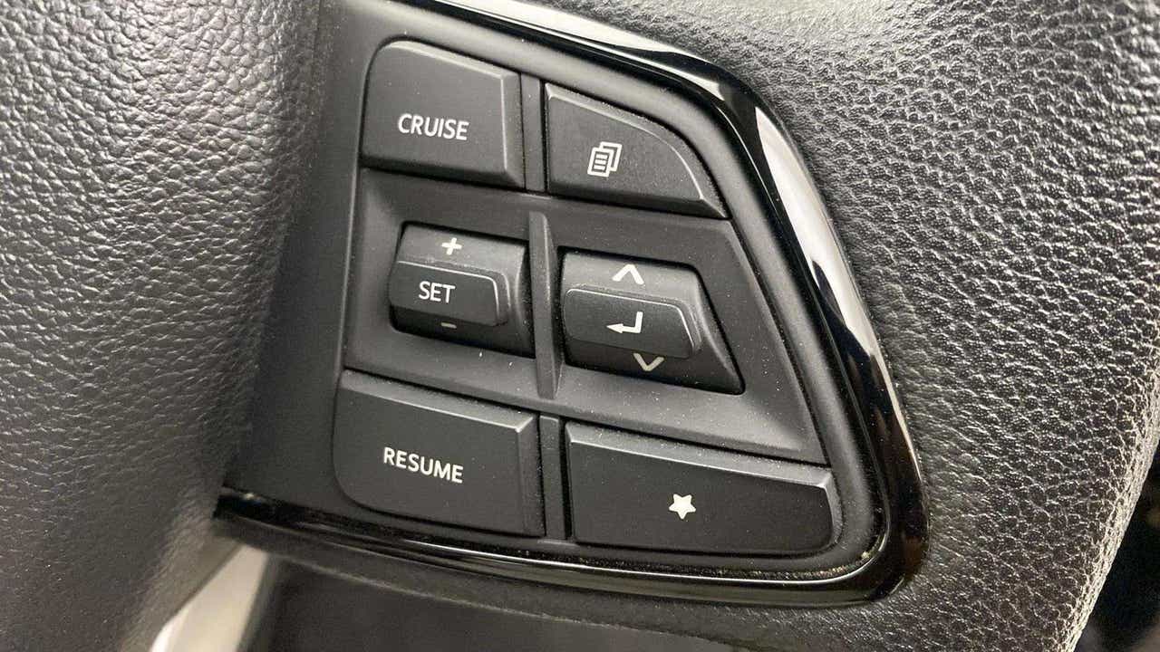 Steering wheel controls of a Mahindra XUV700
