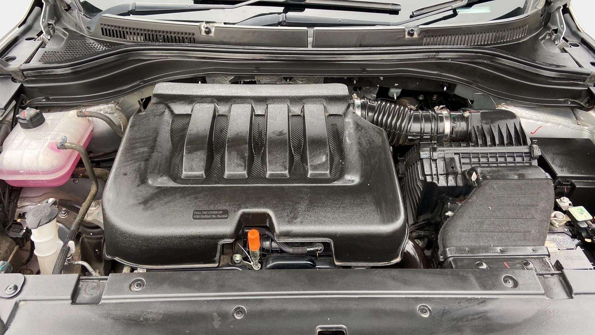Engine bay of a Mahindra XUV700