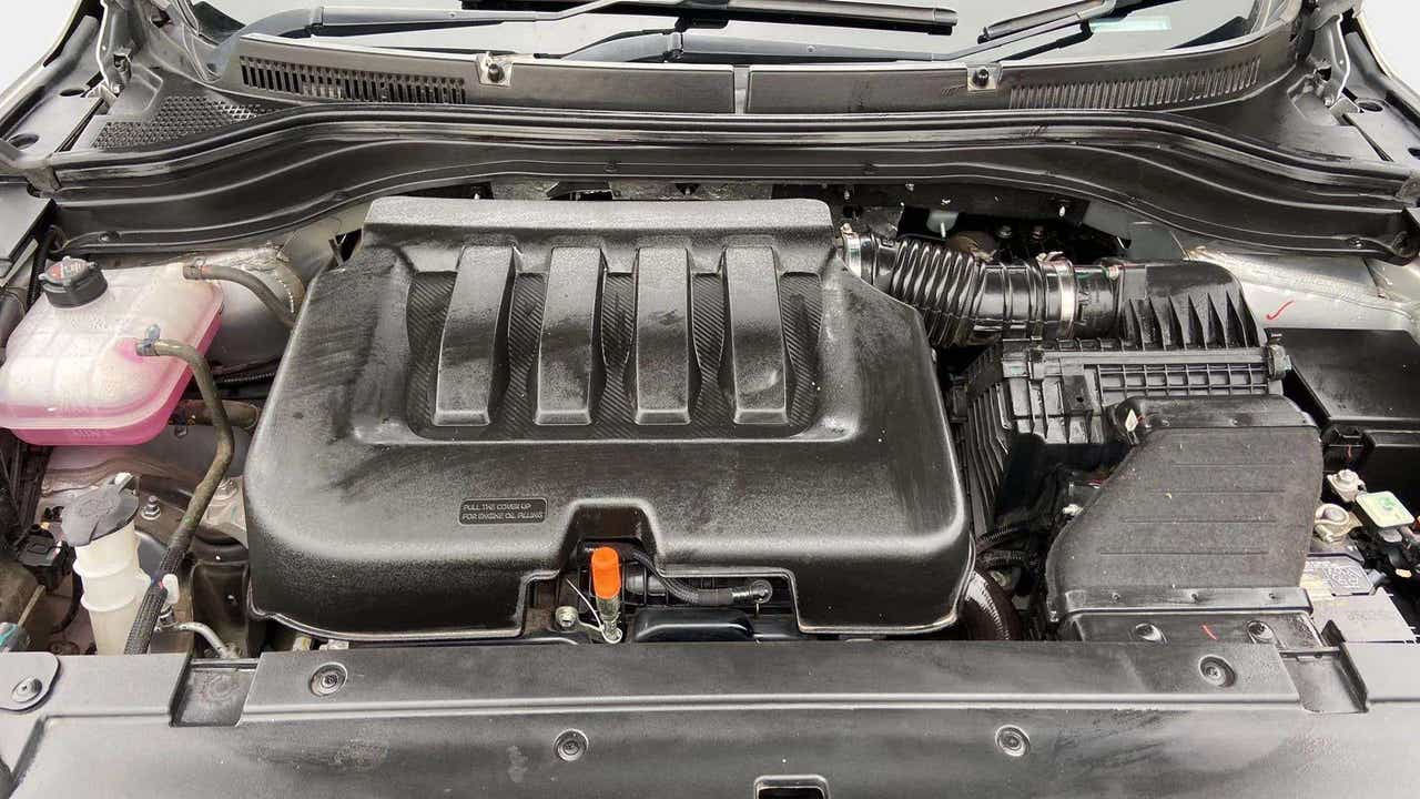 Engine bay of a Mahindra XUV700