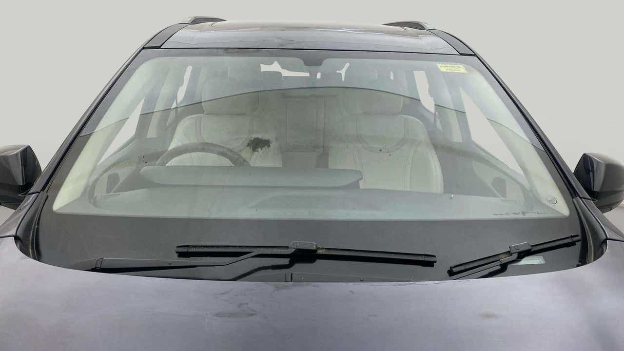 Front windshield view of a Mahindra XUV700