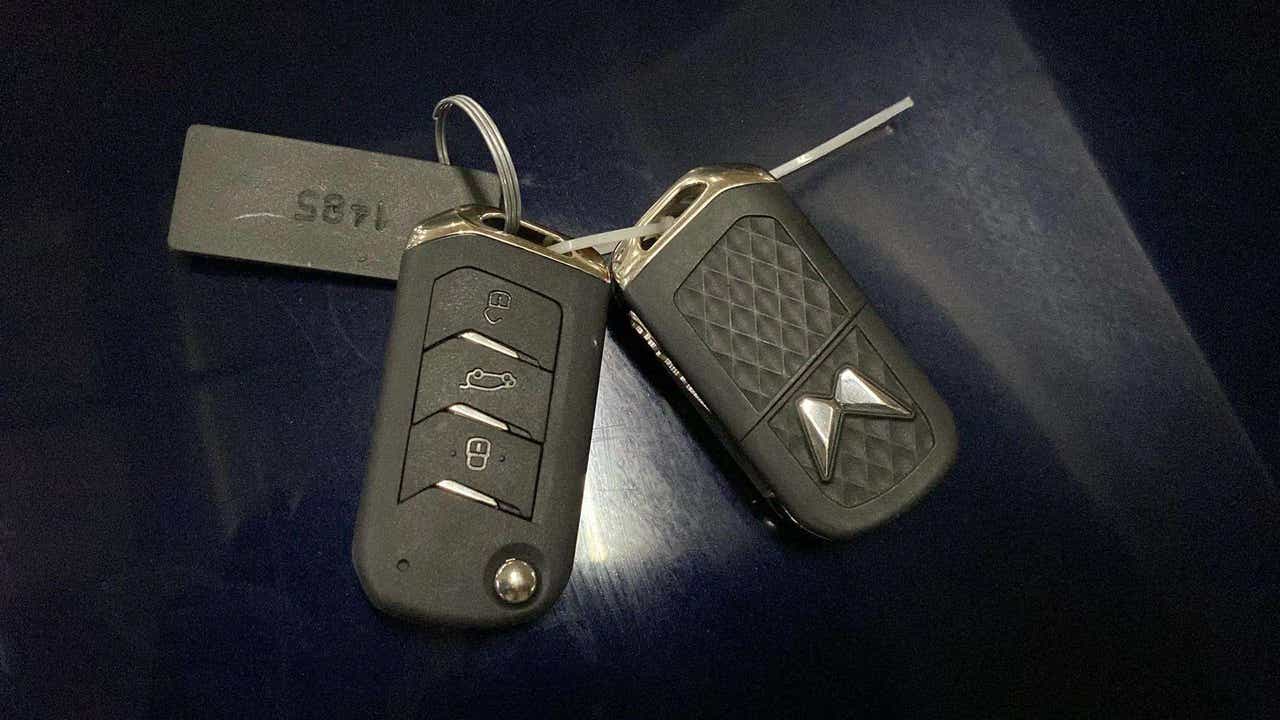 Close-up of a key fob for a Mahindra XUV700