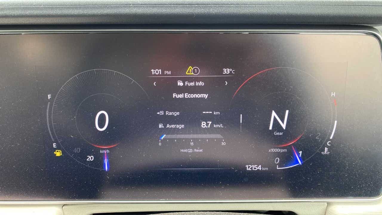 Instrument cluster display of a Mahindra XUV700