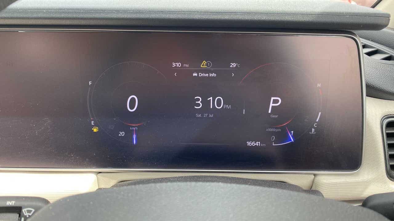 Digital instrument cluster of a Mahindra XUV700