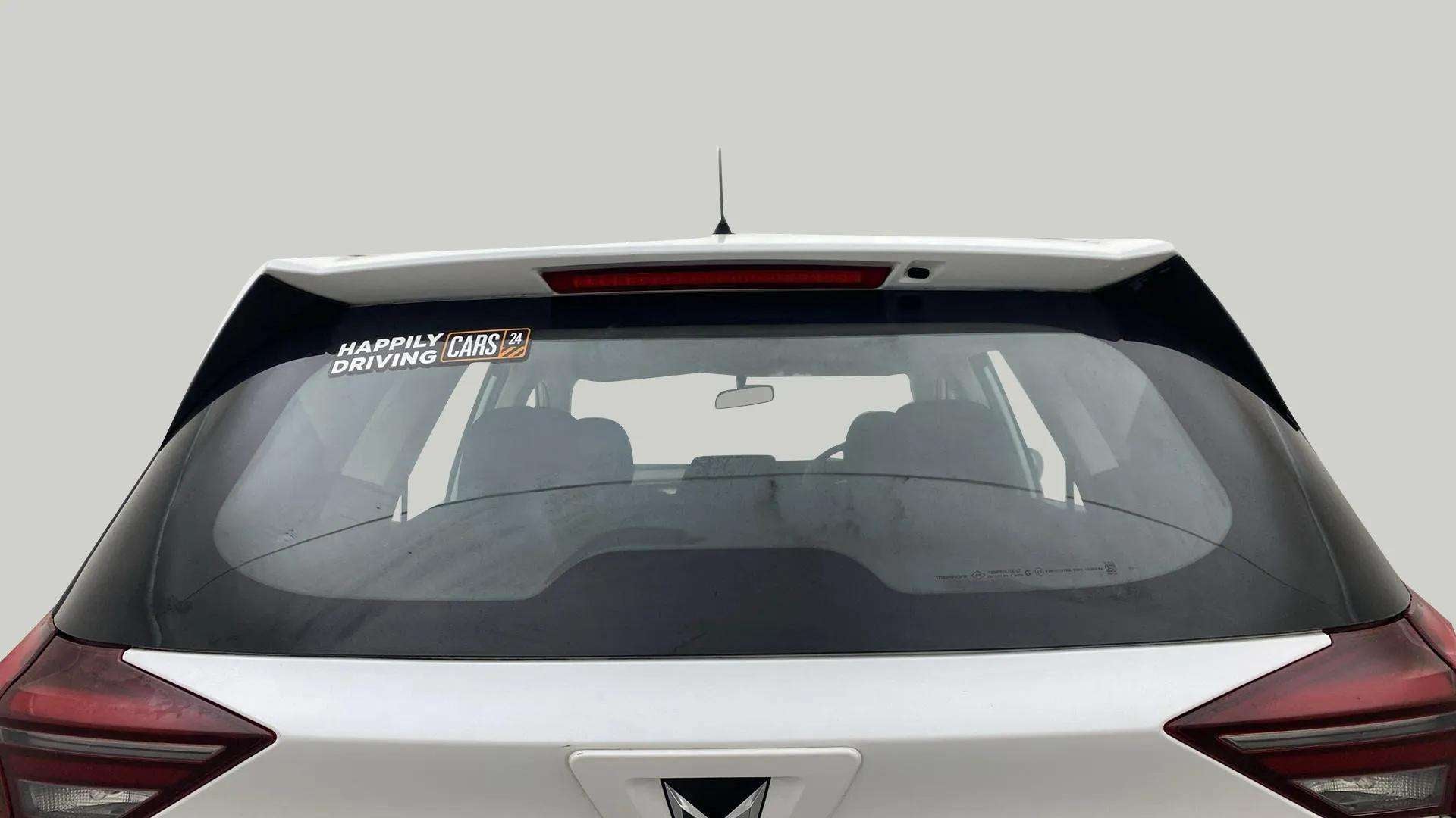 Rear view of a Mahindra XUV700