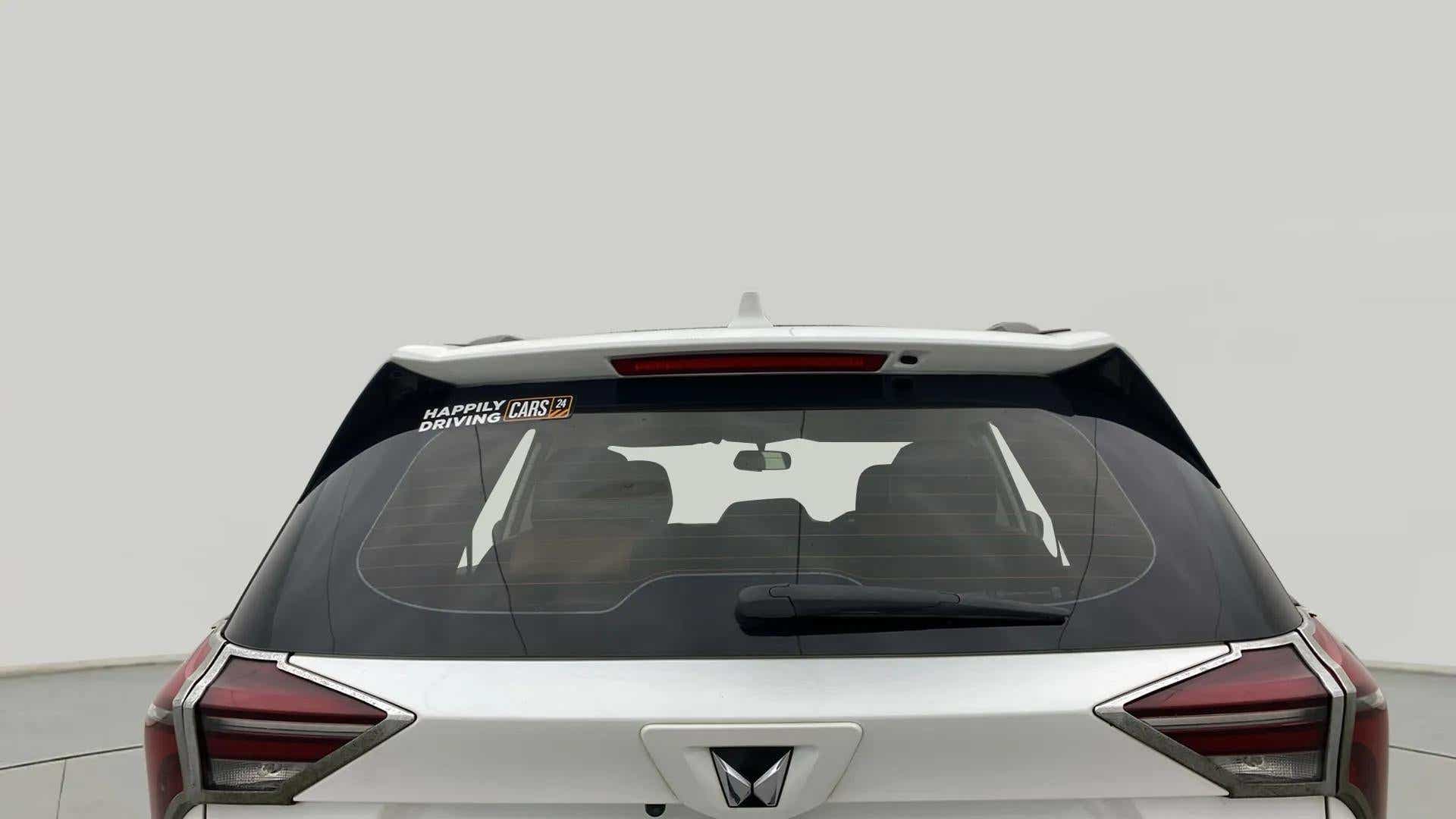 Rear view of a Mahindra XUV700