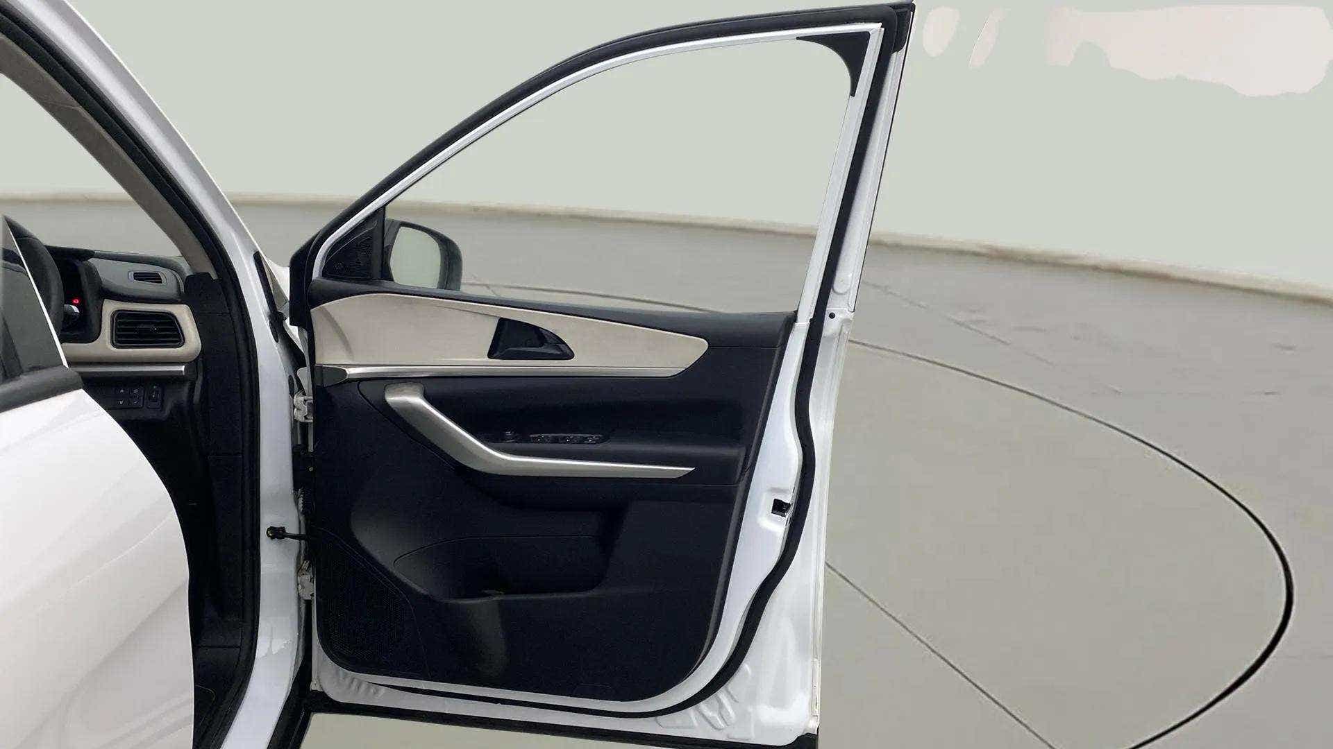 Front left door panel of a Mahindra XUV700