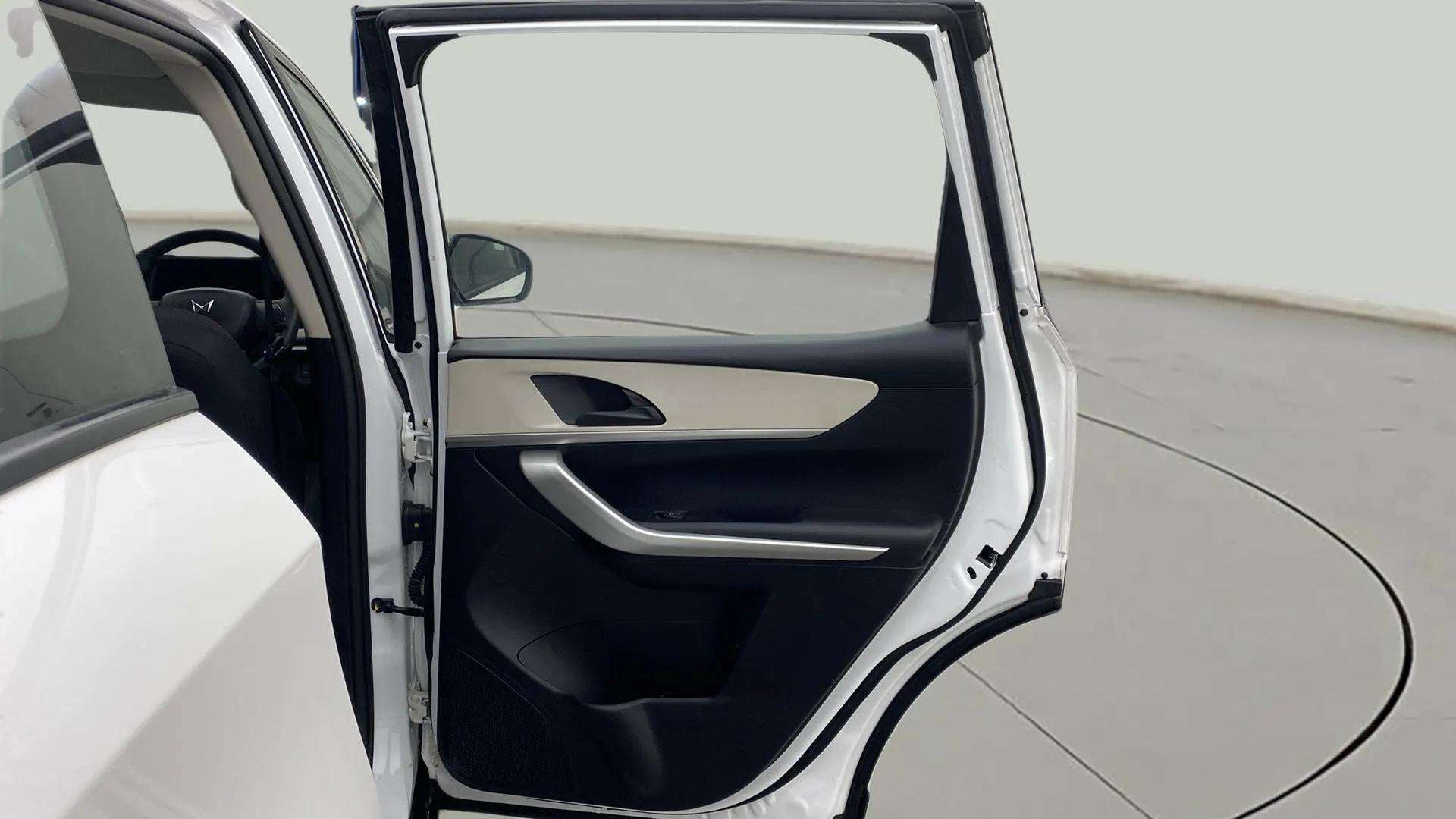 Rear door interior of a Mahindra XUV700