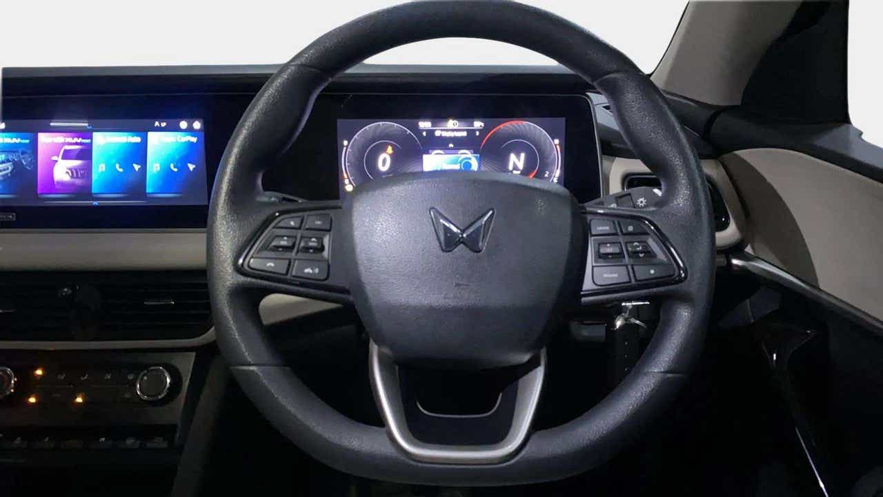 Steering wheel and dashboard of a Mahindra XUV700