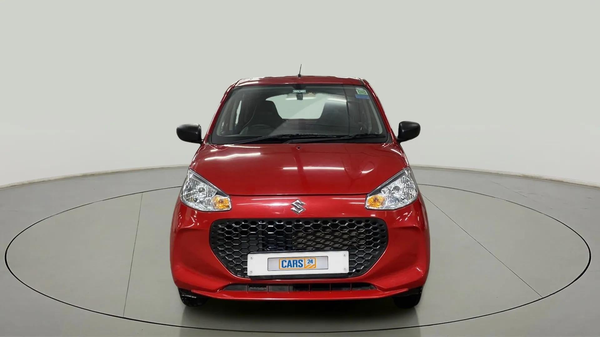 Front view of a Maruti Suzuki Alto K10