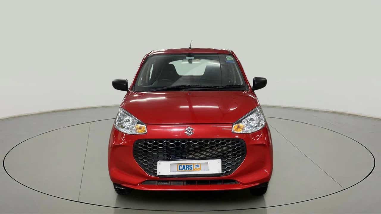 Front view of a Maruti Suzuki Alto K10