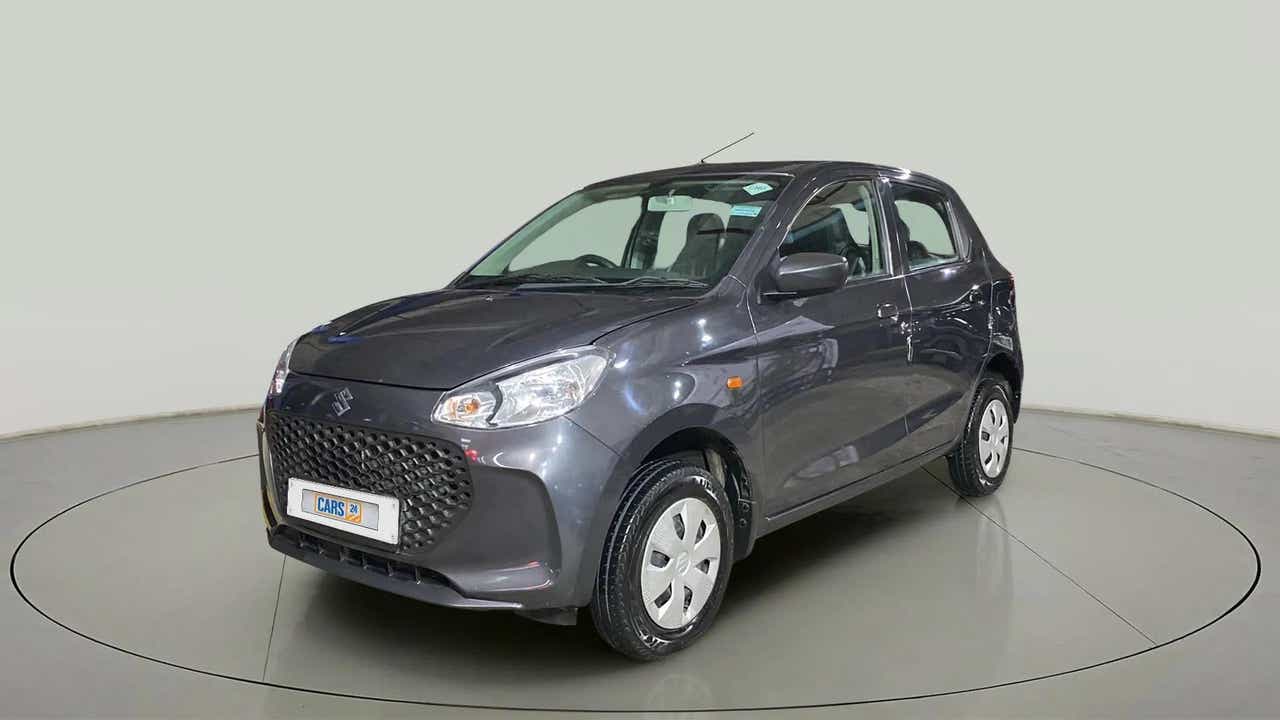 Front three-quarter view of a Maruti Suzuki Alto K10