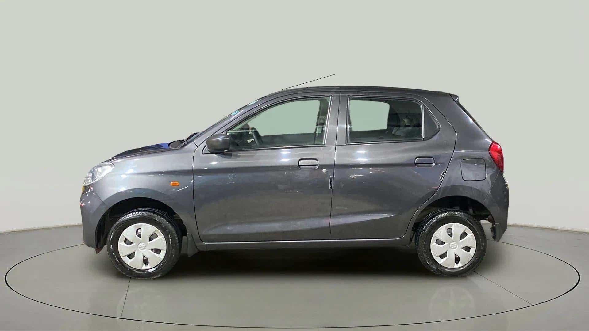 Side view of a Maruti Suzuki Alto K10