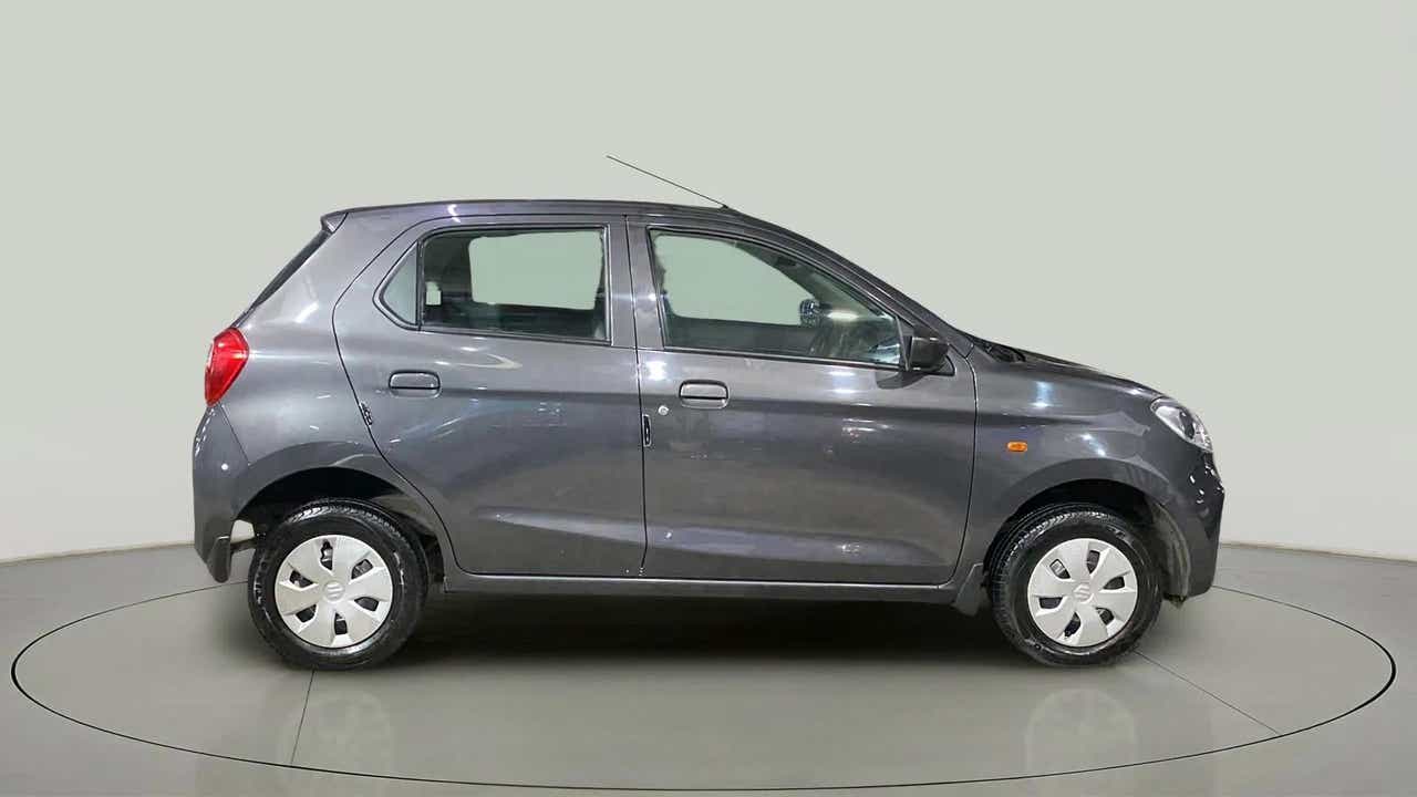 Side view of a Maruti Suzuki Alto K10