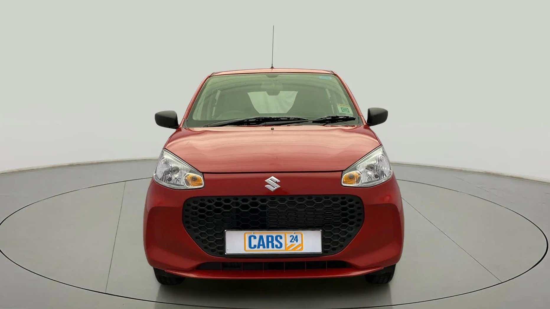 Front view of a Maruti Suzuki Alto K10