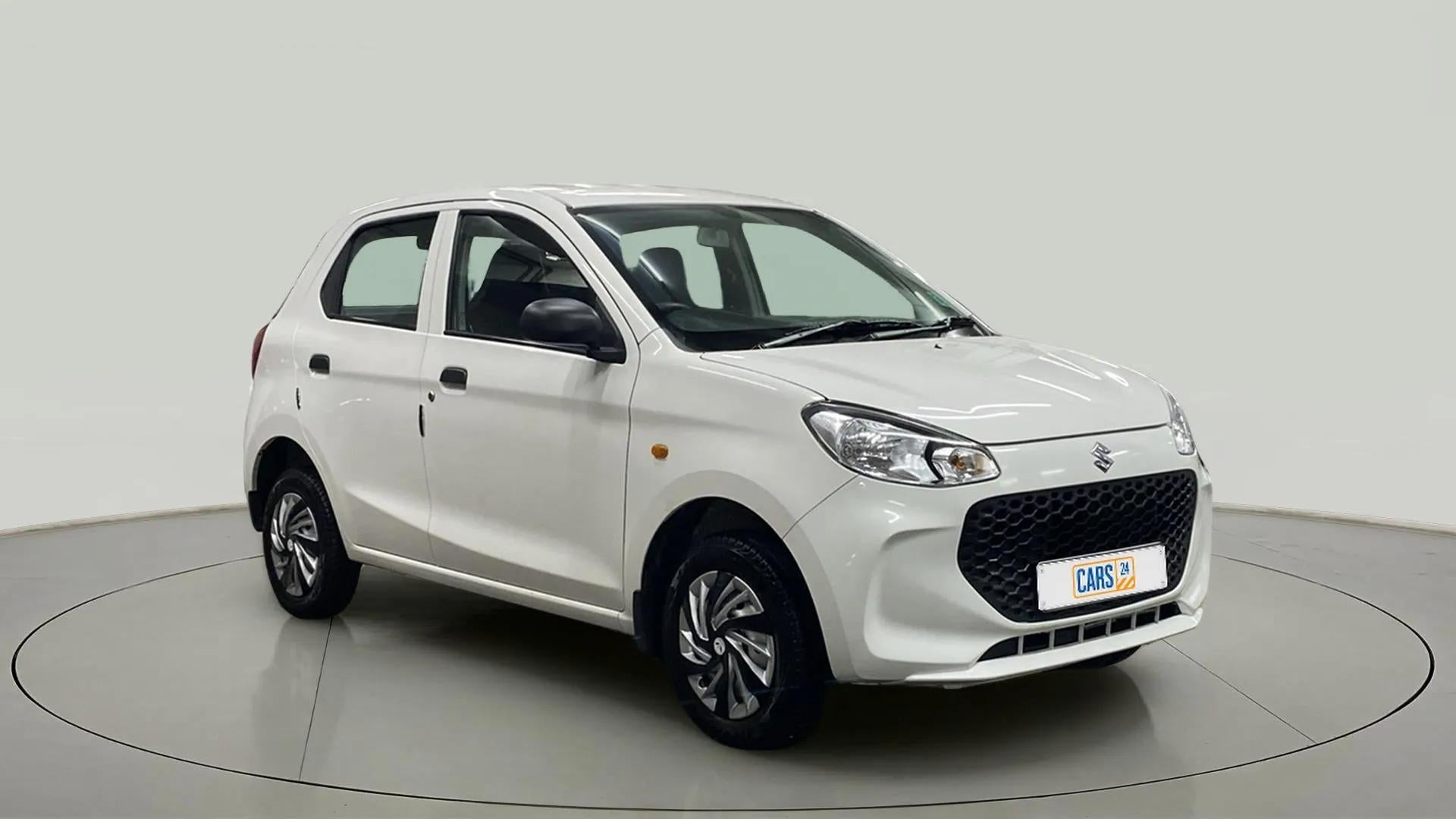 Front three-quarter view of a Maruti Suzuki Alto K10