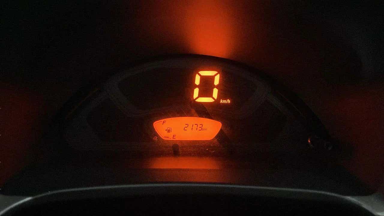 Instrument cluster of a Maruti Suzuki Alto K10
