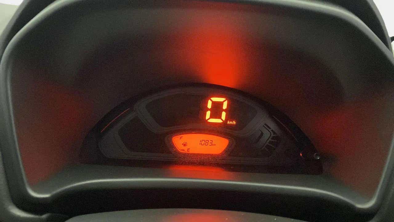 Instrument cluster of a Maruti Suzuki Alto K10