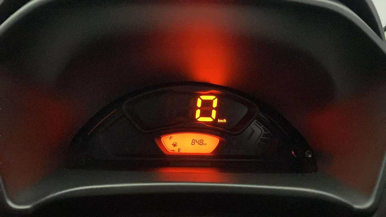 Instrument cluster of a Maruti Suzuki Alto K10