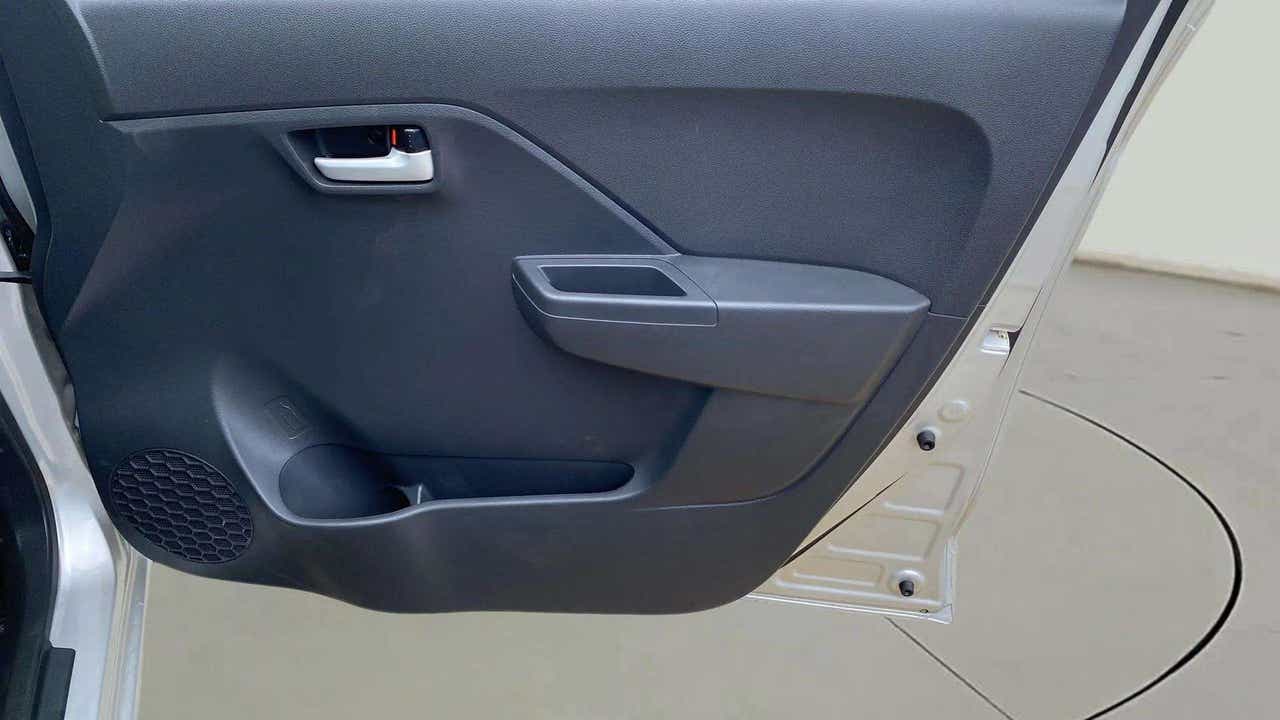 Interior door panel of a Maruti Suzuki Alto K10