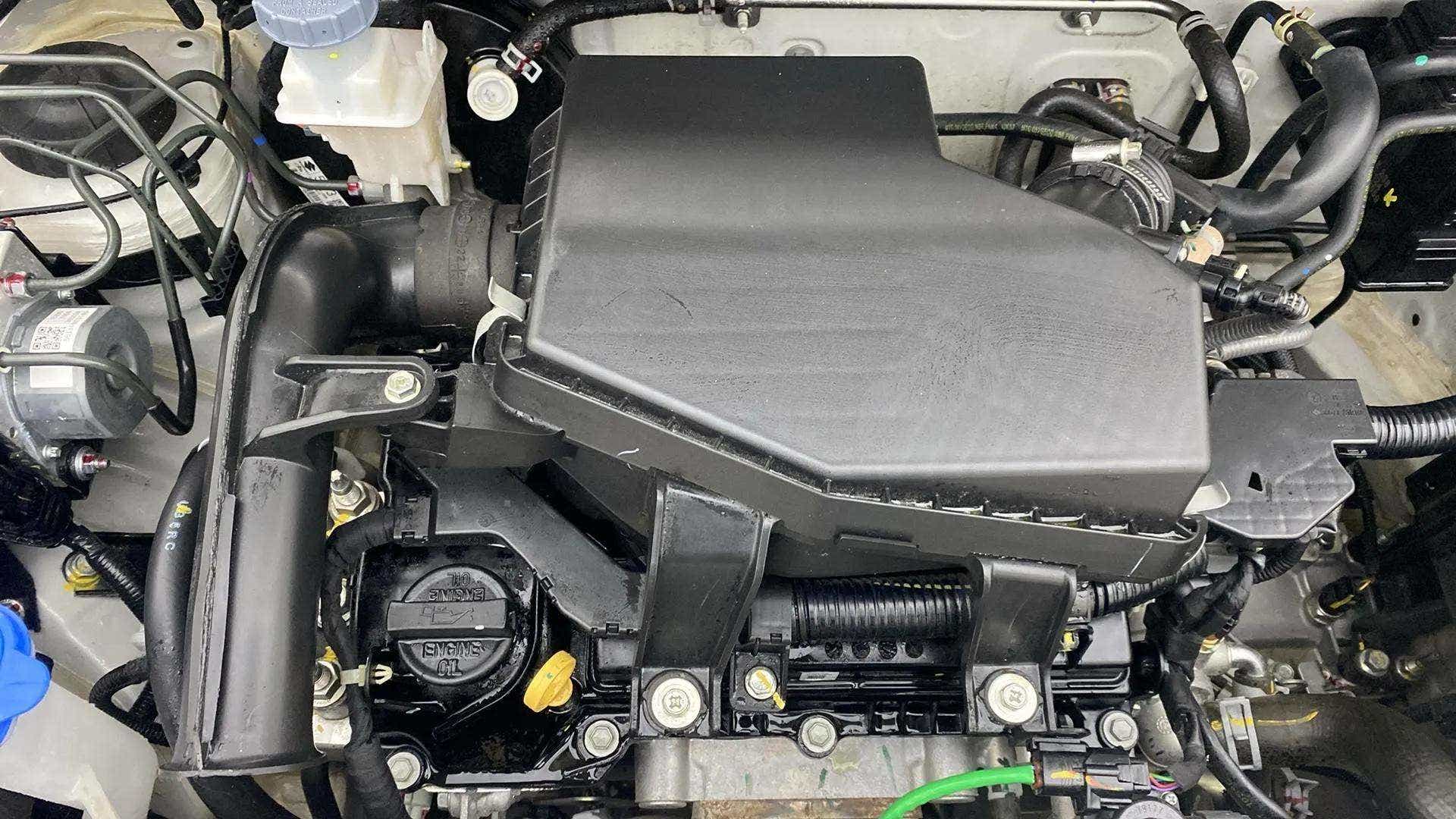 Engine bay view of a Maruti Suzuki Alto K10