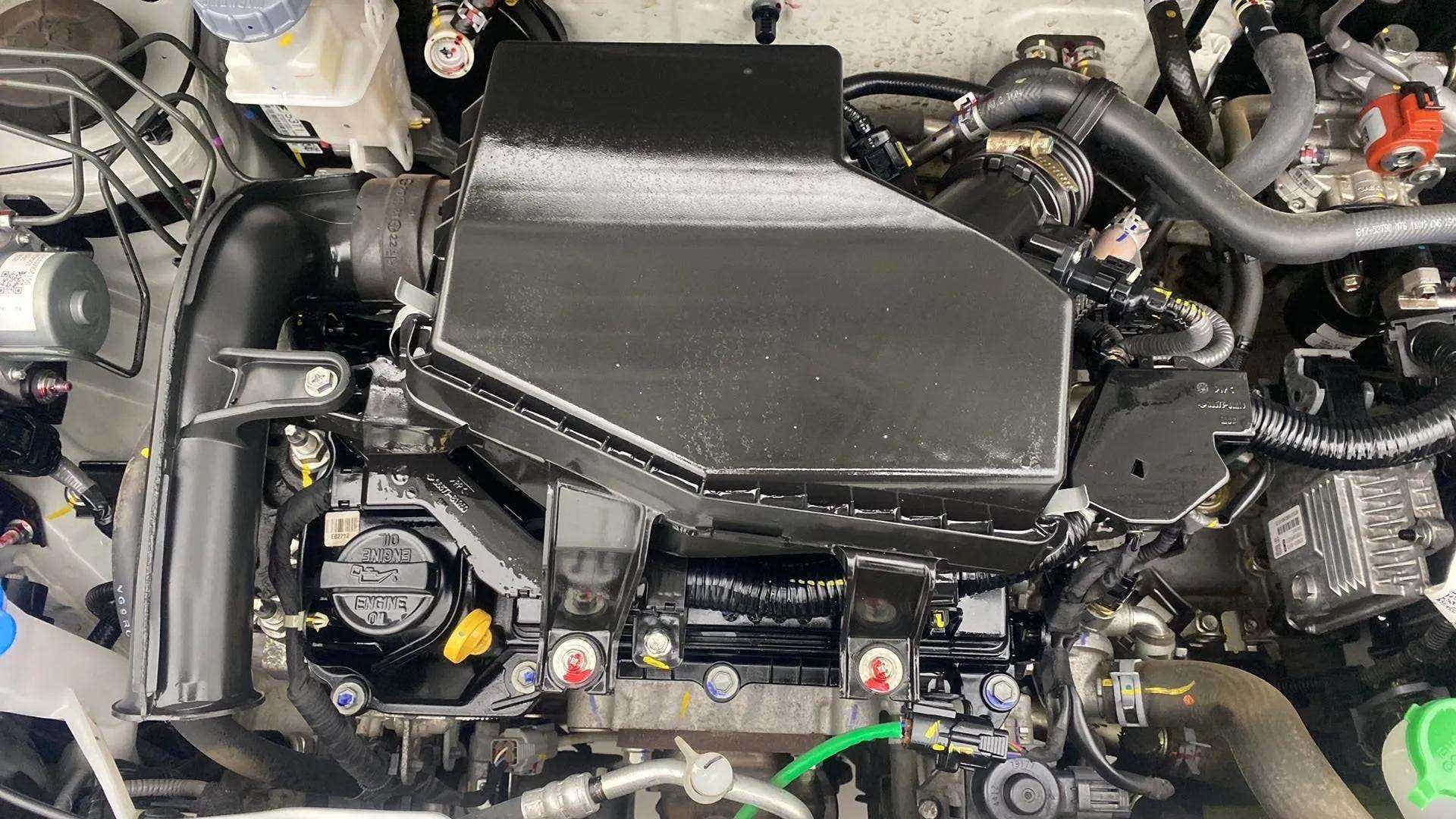 Engine bay of a Maruti Suzuki Alto K10