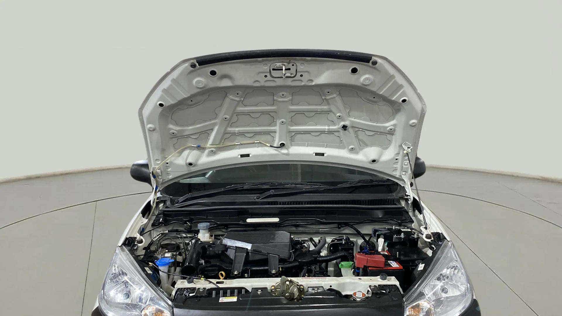 Engine bay view of a Maruti Suzuki Alto K10