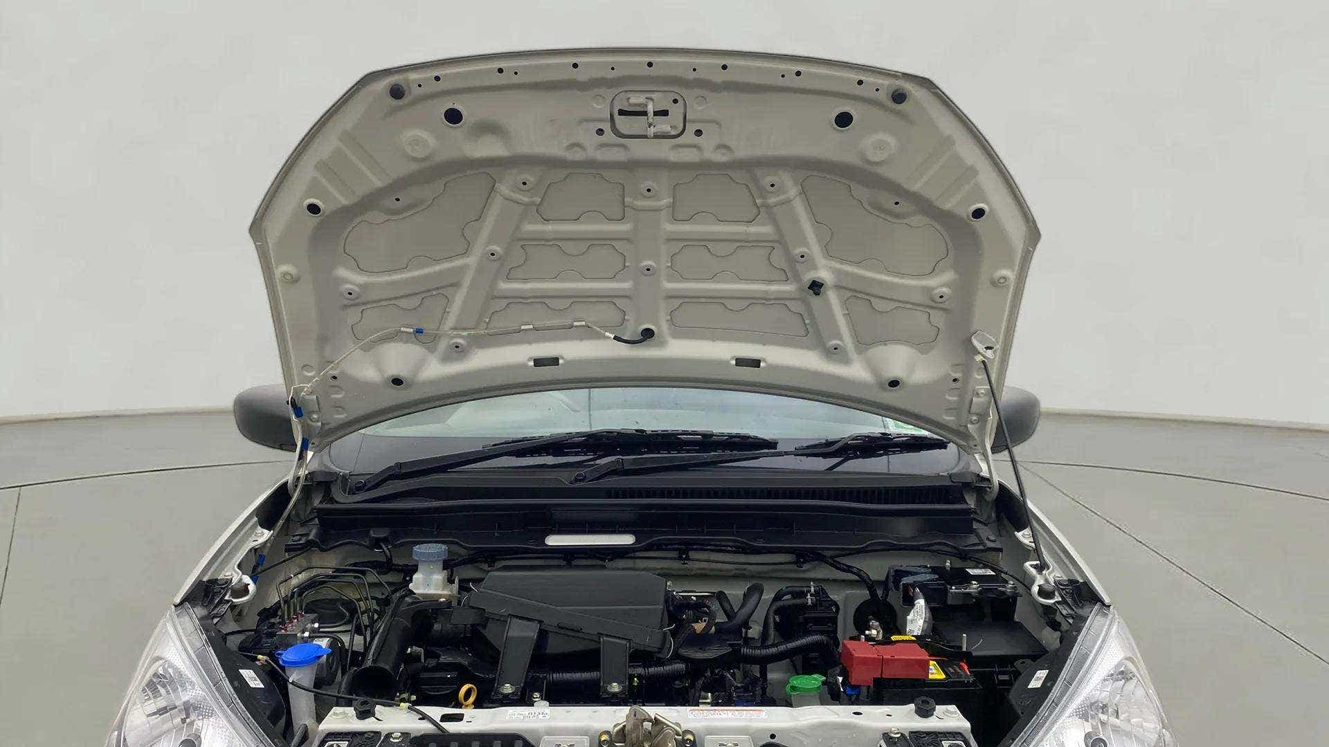 Engine bay view of a Maruti Suzuki Alto K10