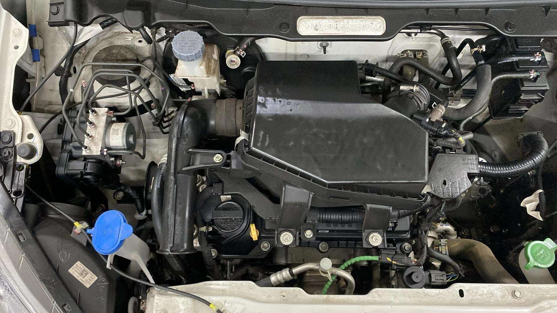 Engine bay of a Maruti Suzuki Alto K10