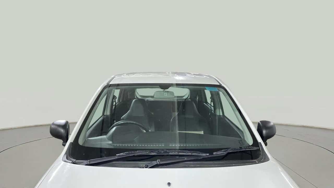 Front view of a Maruti Suzuki Alto K10
