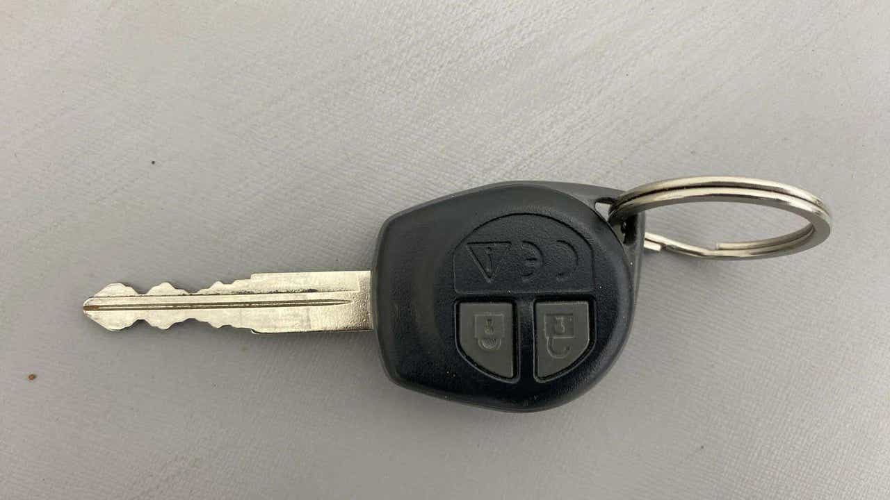 Full-car key fob of a Maruti Suzuki Alto K10