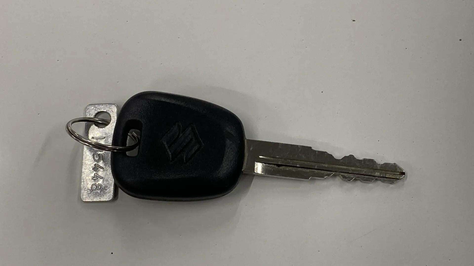 Car key of a maruti suzuki alto k10
