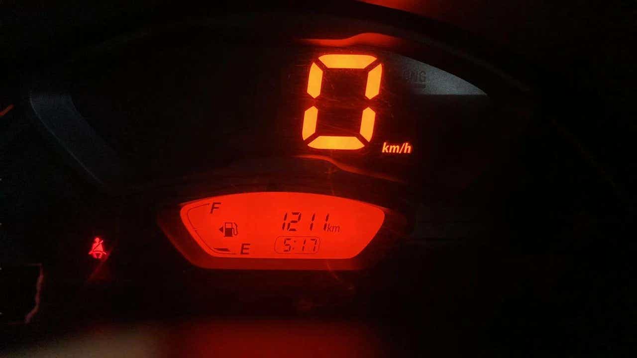Instrument cluster of a Maruti Suzuki Alto K10